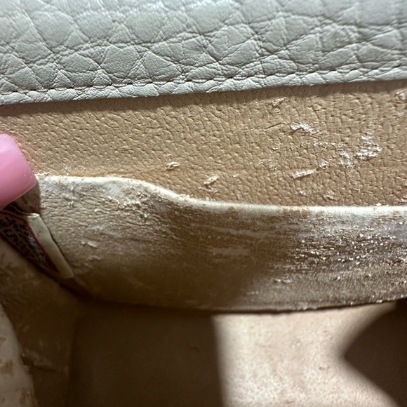 Dooney & Bourke Vintage Cream and Brown Pebbled Leather Crossbody Bag - Picture 5 of 9